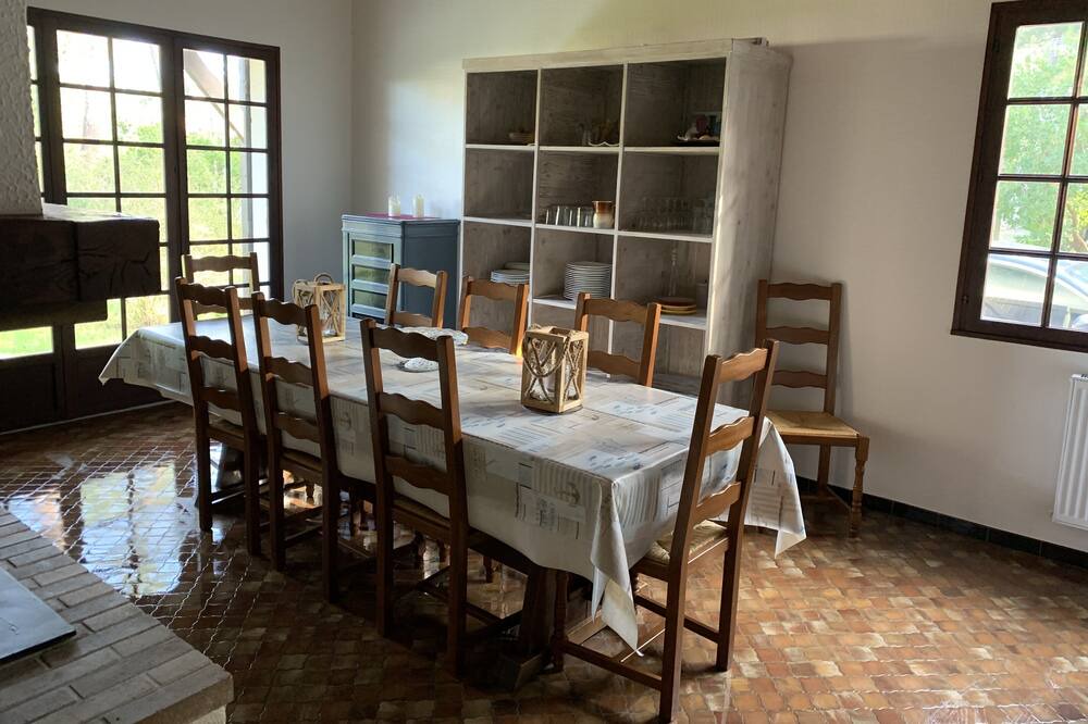Photo of Kitchen in Le Canon