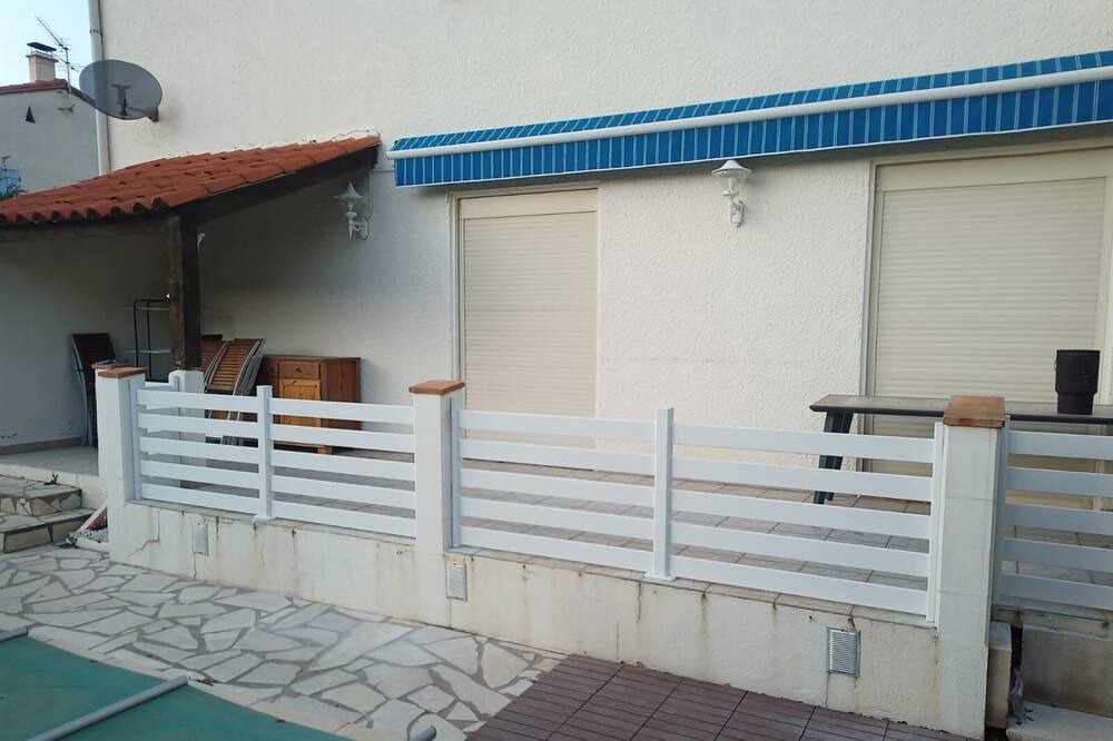 Photo of Outdoor in Saint-Genis