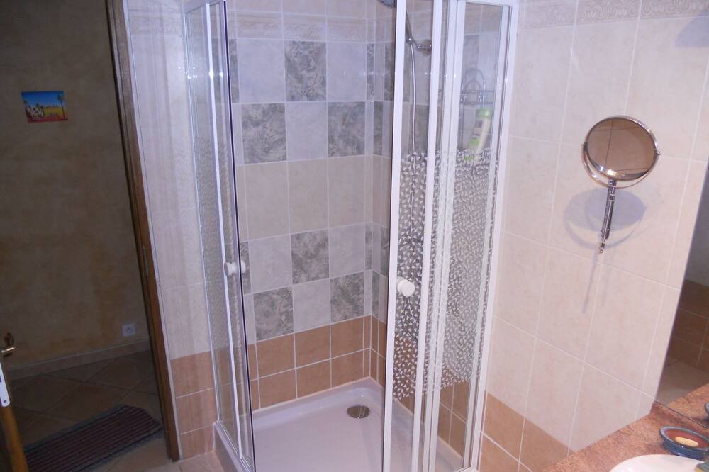 Photo of Bathroom in Fressac