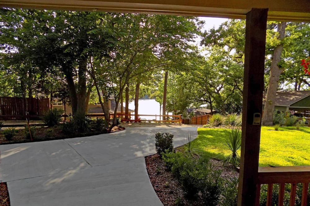 Photo of Outdoor in Crockett