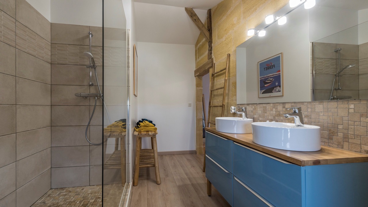 Photo of Bathroom in Sainte-Colombe