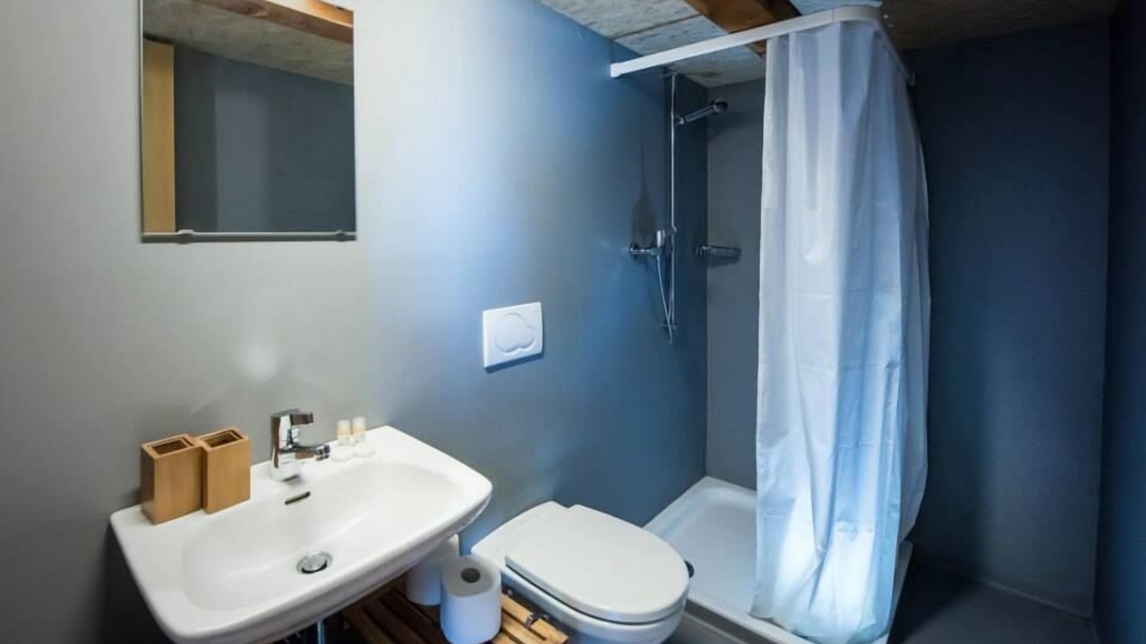 Photo of Bathroom in Aminona