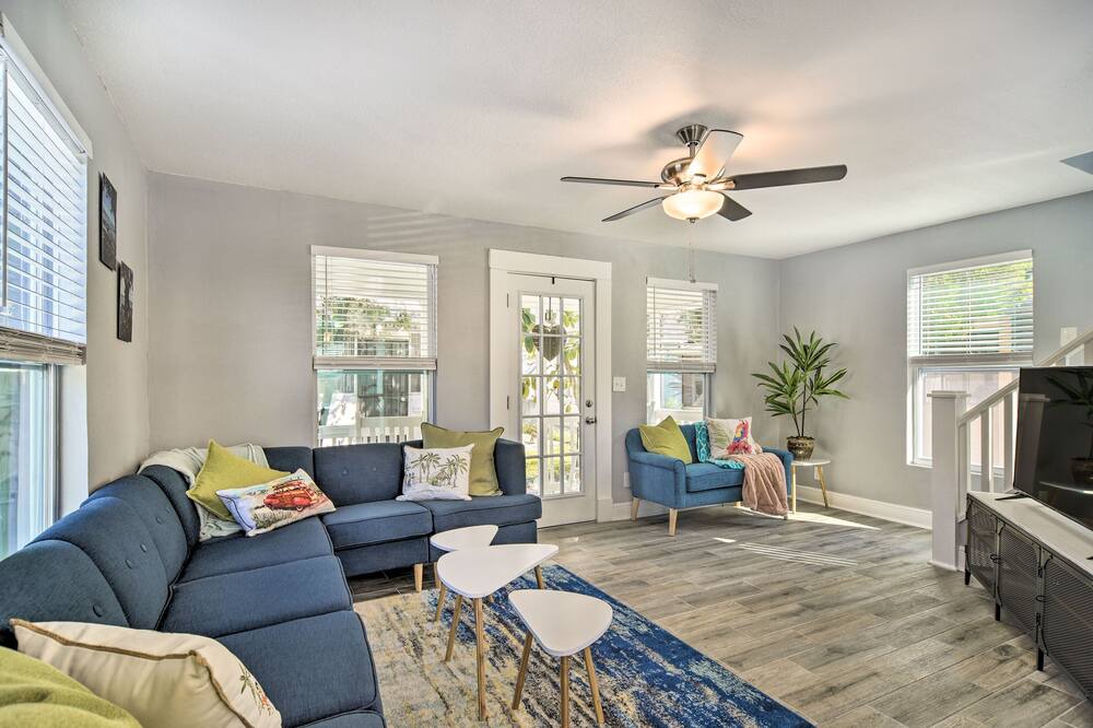 Photo of Livingroom in St. Petersburg