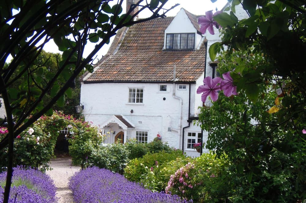 Photo of Outdoor in Nether Stowey