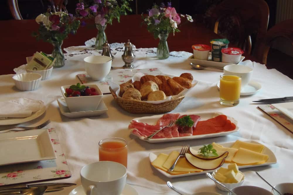 Photo of Others in Nether Stowey