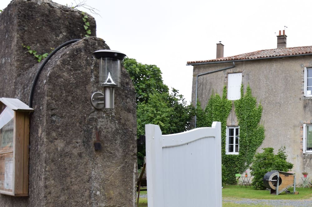 Photo of Outdoor in La Coudre