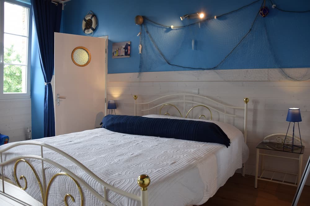 Photo of Bedroom in La Coudre