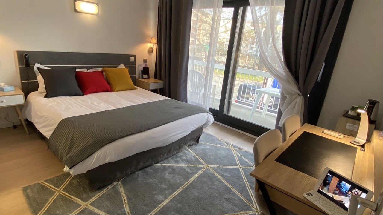 Photo of Bedroom in Saint-Julien-en-Genevois