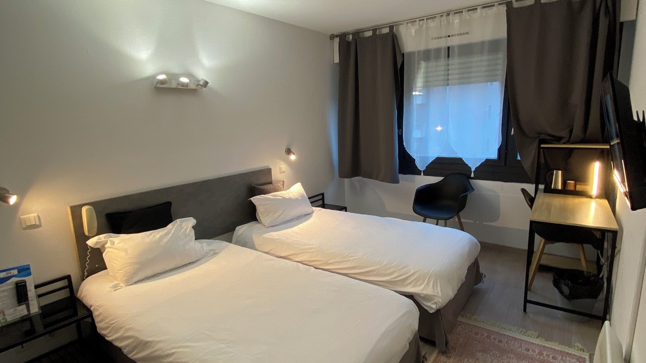 Photo of Bedroom in Saint-Julien-en-Genevois