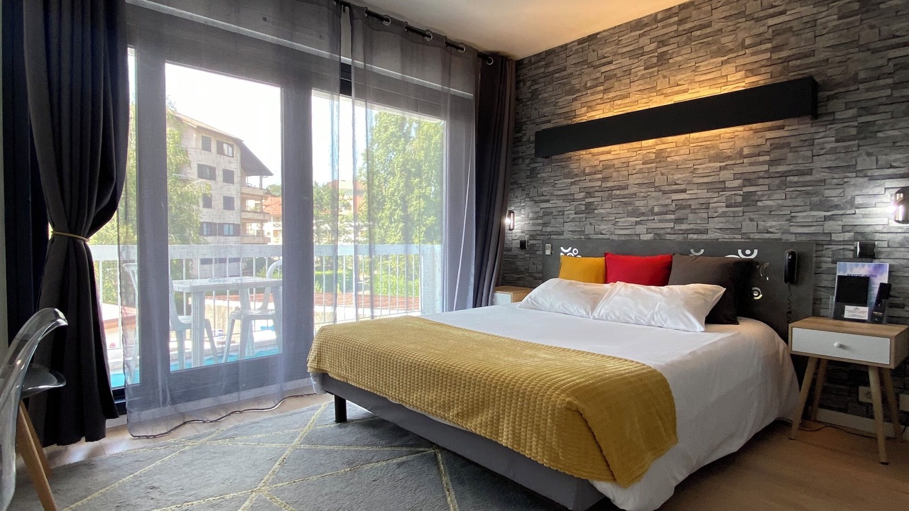 Photo of Bedroom in Saint-Julien-en-Genevois