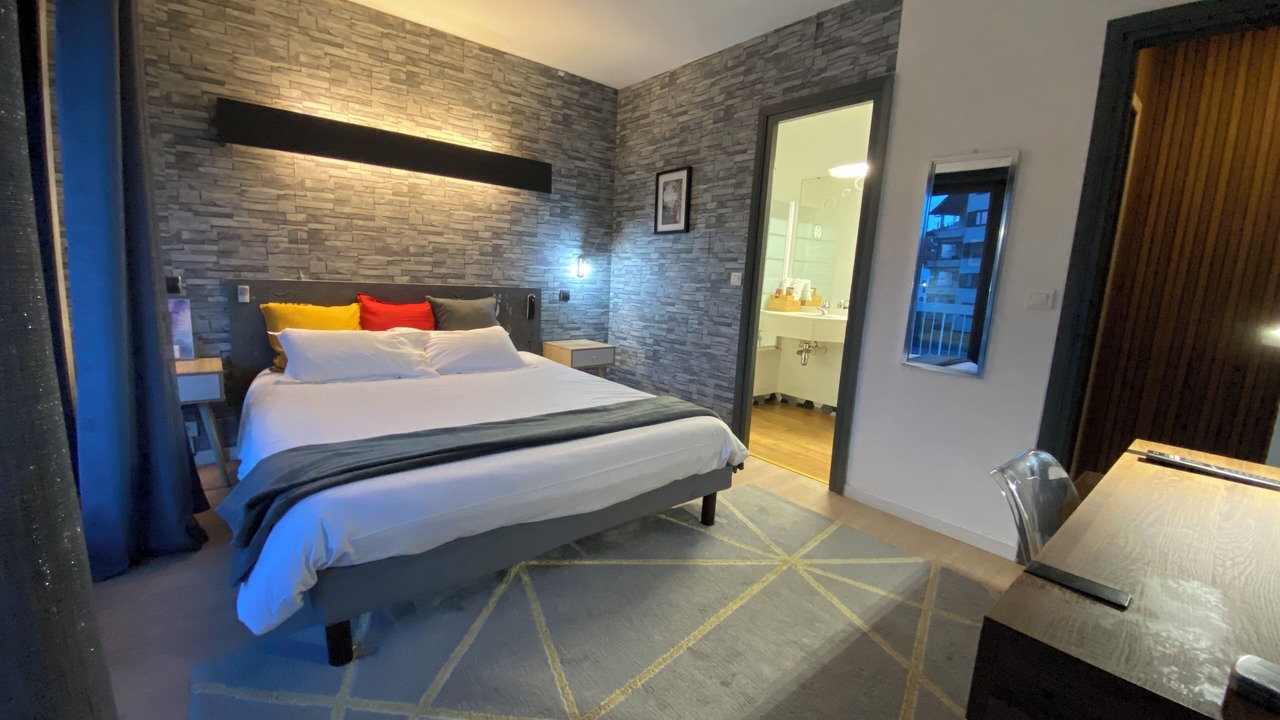 Photo of Bedroom in Saint-Julien-en-Genevois