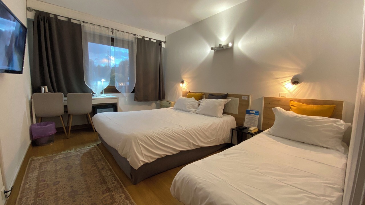 Photo of Bedroom in Saint-Julien-en-Genevois