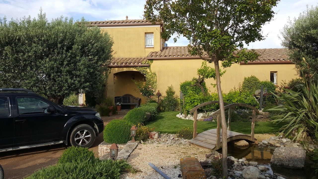 Photo of Outdoor in Floure