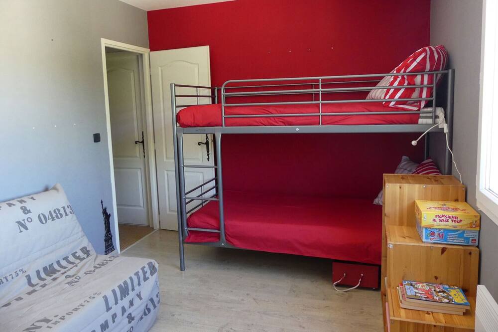 Photo of Bedroom in Saint-Jean-de-Fos