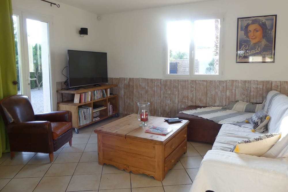 Photo of Livingroom in Saint-Jean-de-Fos