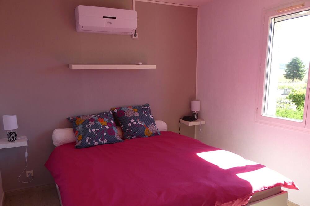 Photo of Bedroom in Saint-Jean-de-Fos