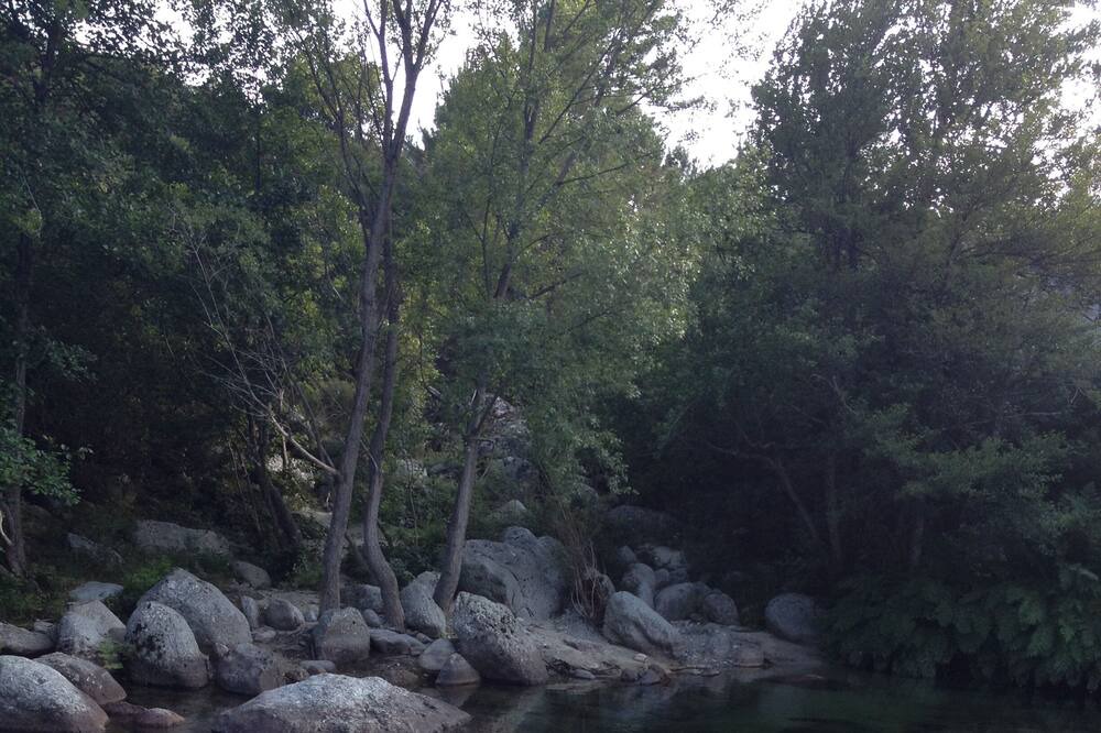 Photo of Outdoor in Guiselle