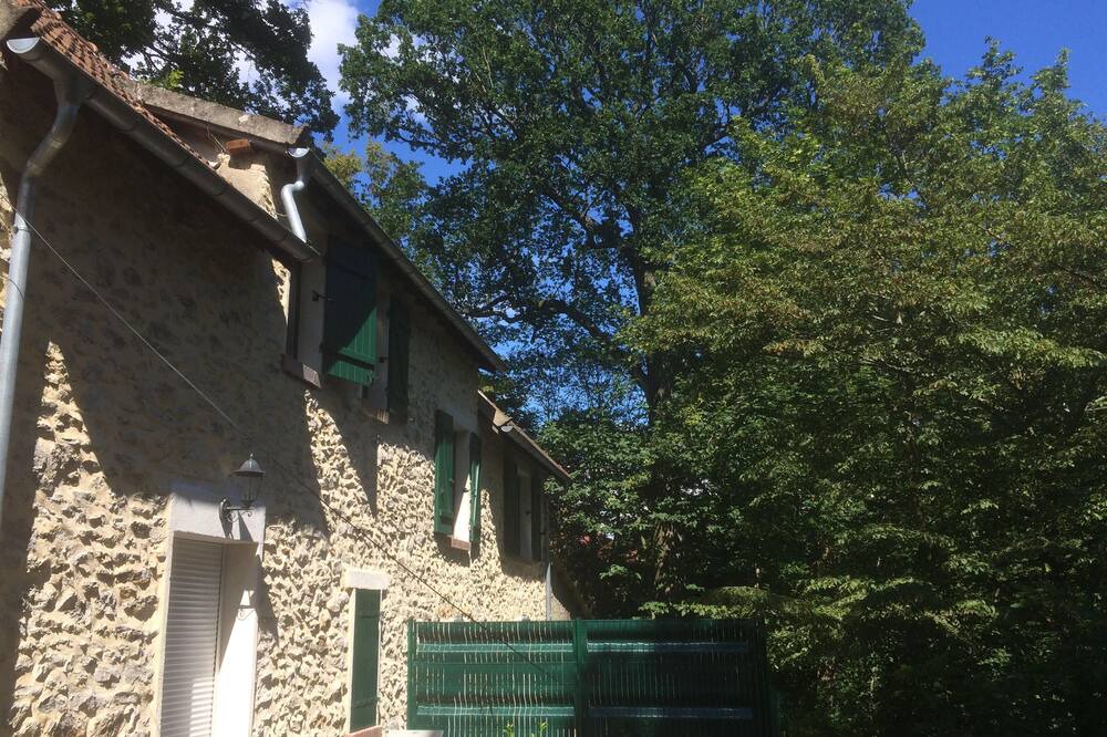 Photo of Others in Jouy-en-Josas