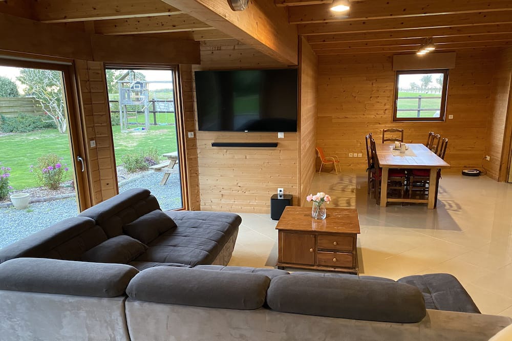 Photo of Livingroom in Le Bu-sur-Rouvres