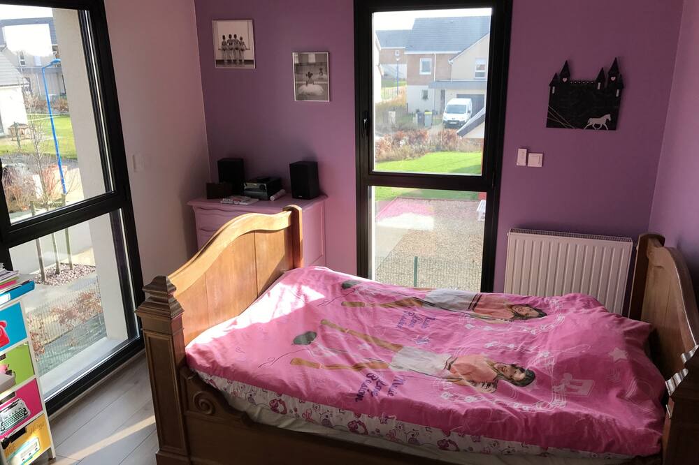 Photo of Bedroom in Belbeuf
