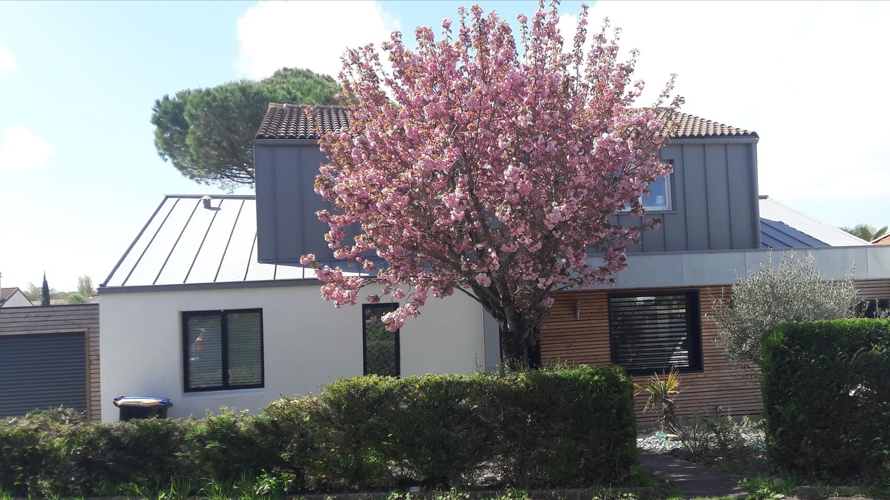 Photo of Outdoor in LHoumeau