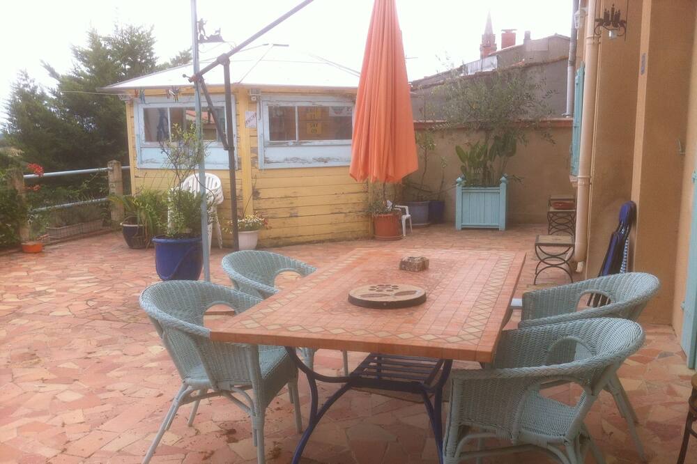 Photo of Patio Balcony in Labastide-Beauvoir