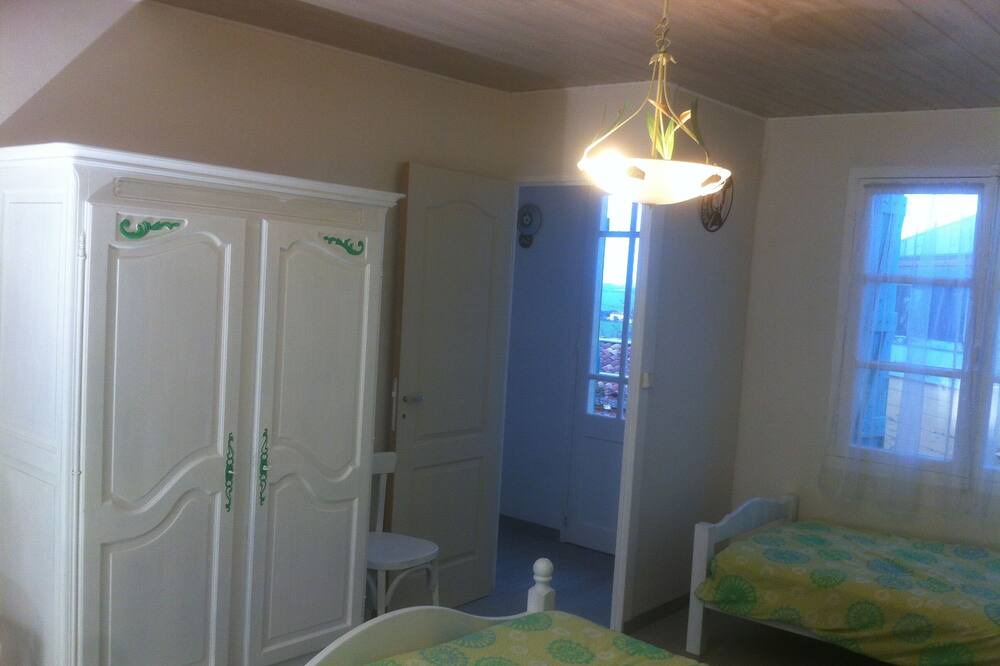 Photo of Bedroom in Labastide-Beauvoir