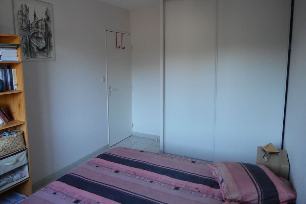 Photo of Bedroom in Saint - Martin - du - Touch