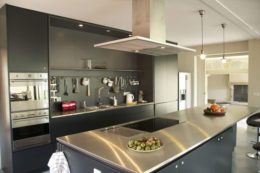 Photo of Kitchen in Crupies