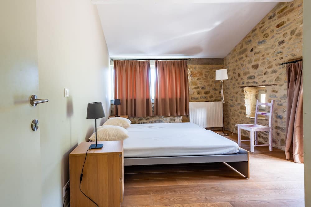 Photo of Bedroom in Crupies