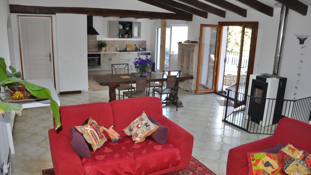 Photo of Livingroom in Saint-Martin-de-Londres