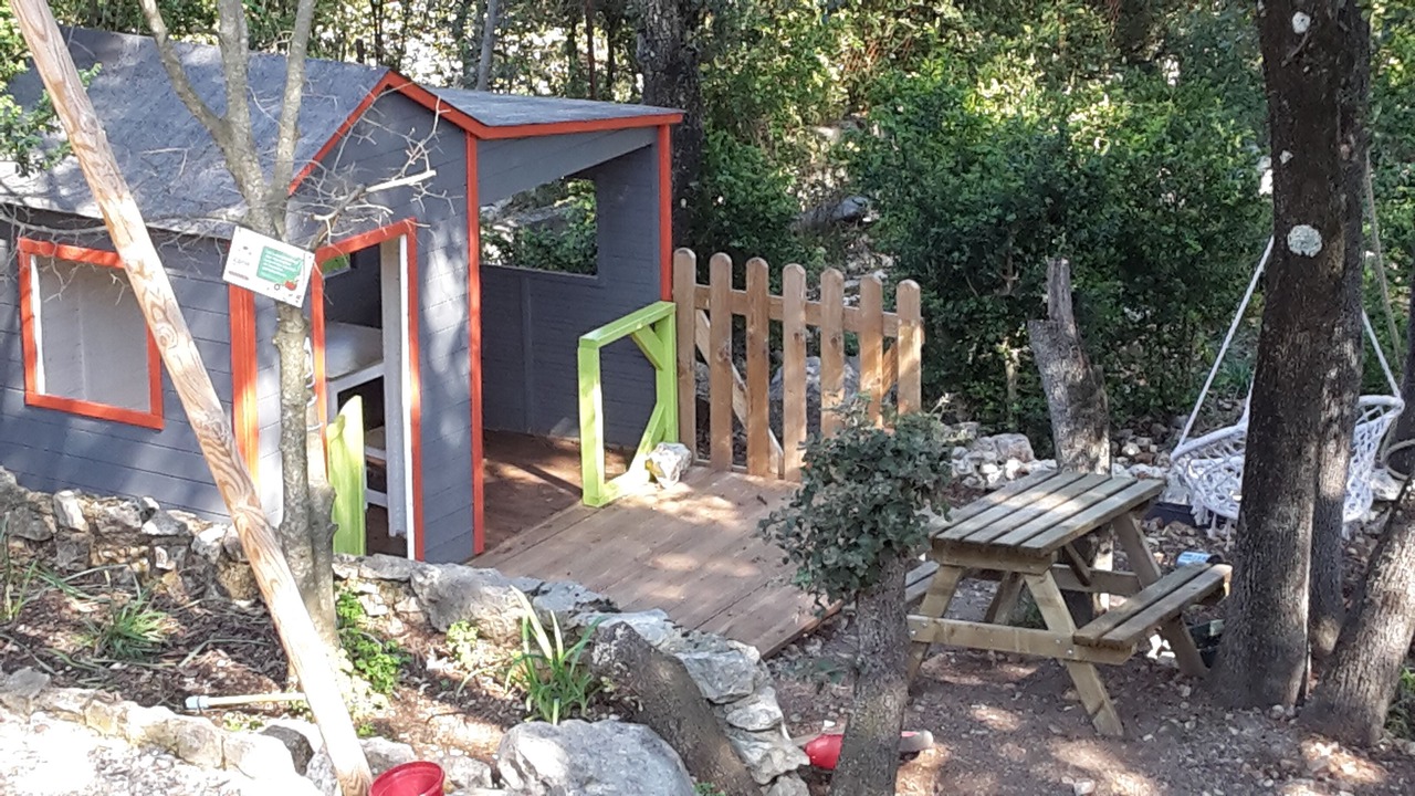 Photo of Outdoor in Saint-Martin-de-Londres