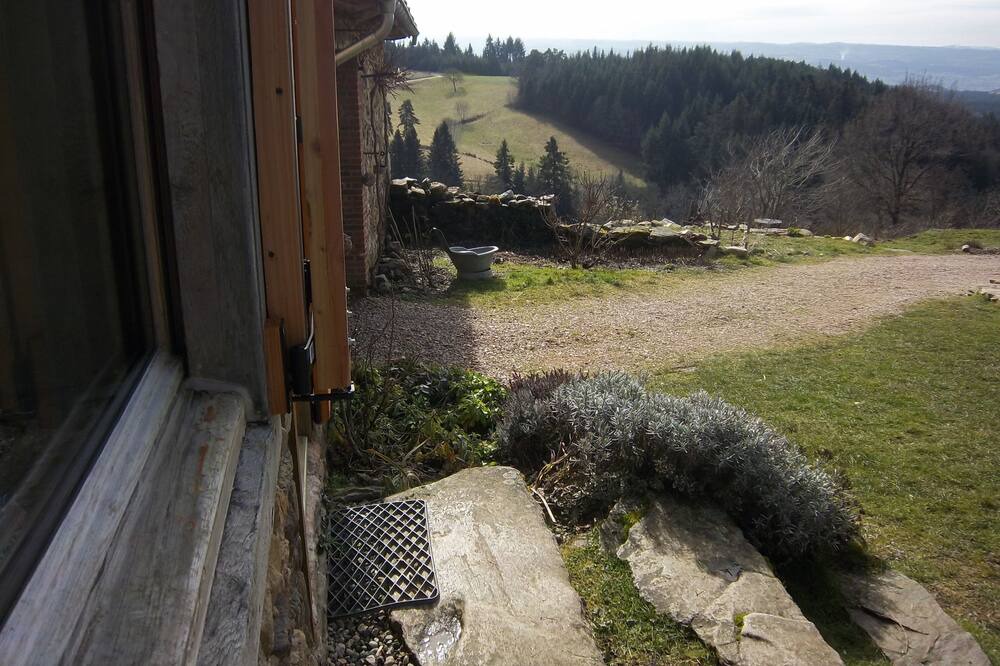 Photo of Outdoor in Champagnac-le-Vieux