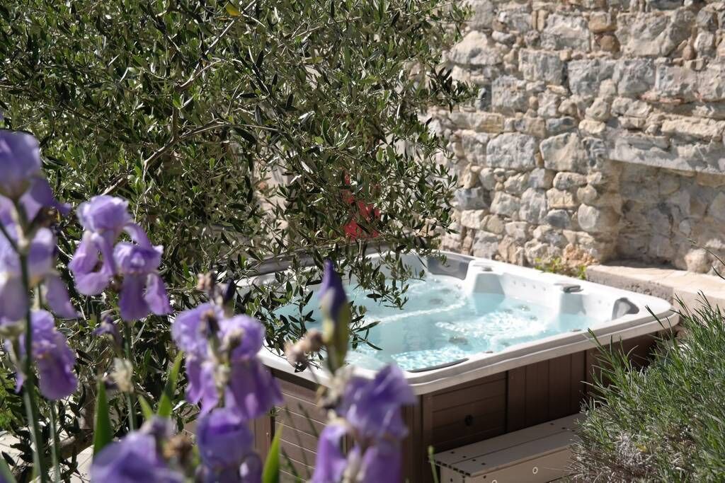 Photo of Outdoor in La Cadiere-et-Cambo