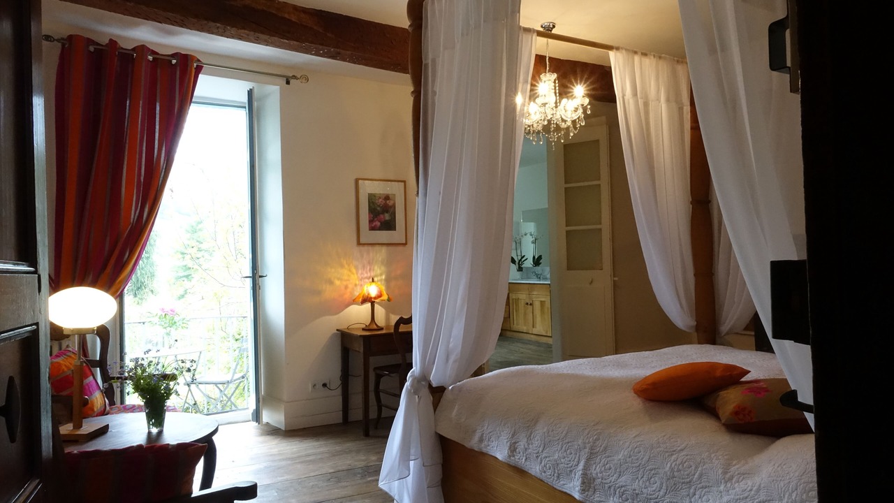 Photo of Bedroom in Castillon-en-Couserans