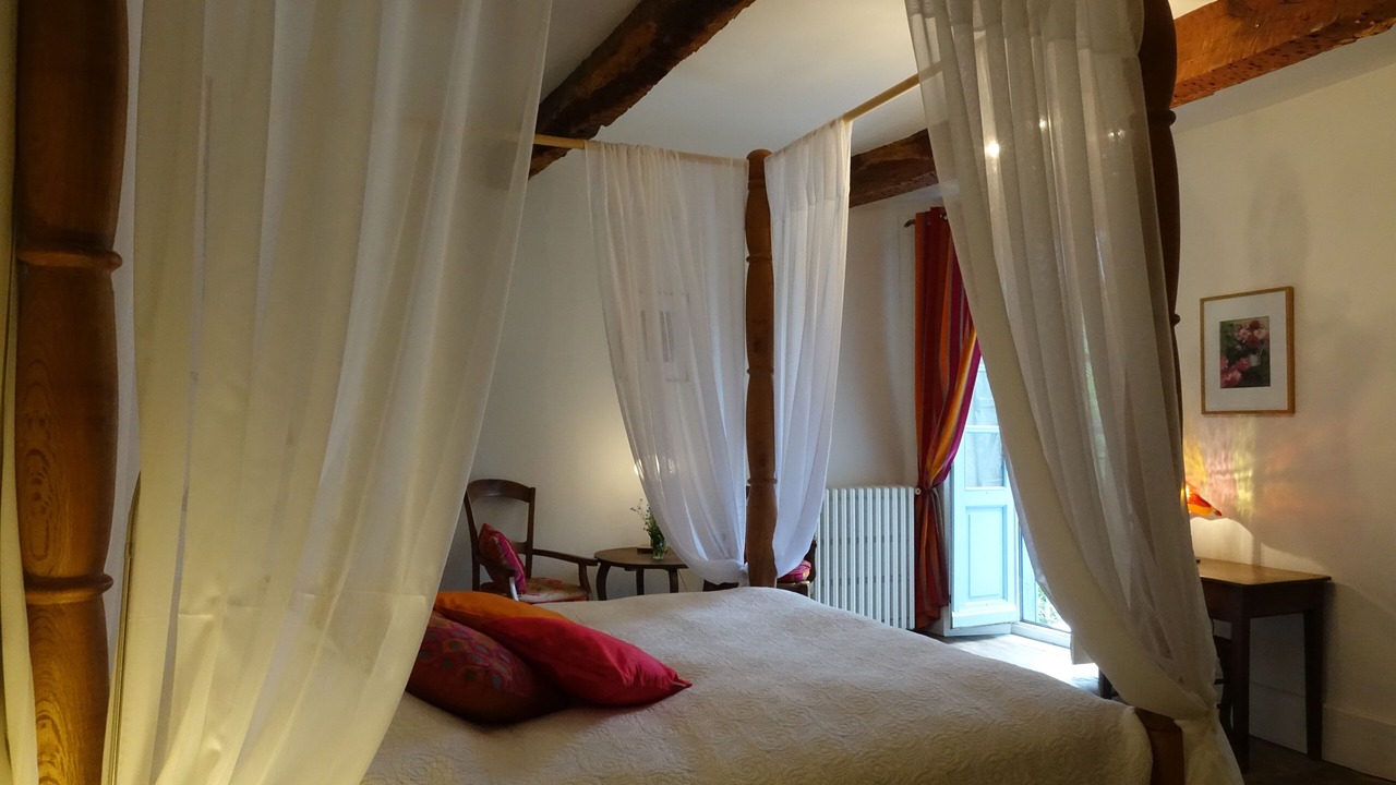 Photo of Bedroom in Castillon-en-Couserans