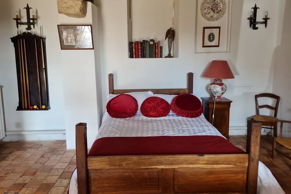 Photo of Bedroom in Roeze-sur-Sarthe