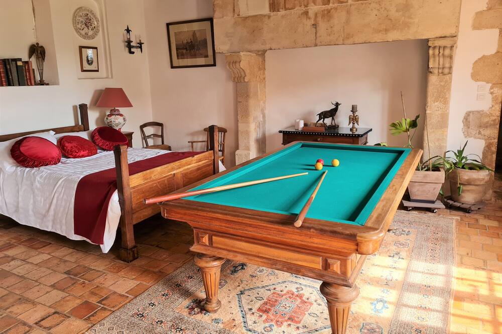 Photo of Bedroom in Roeze-sur-Sarthe