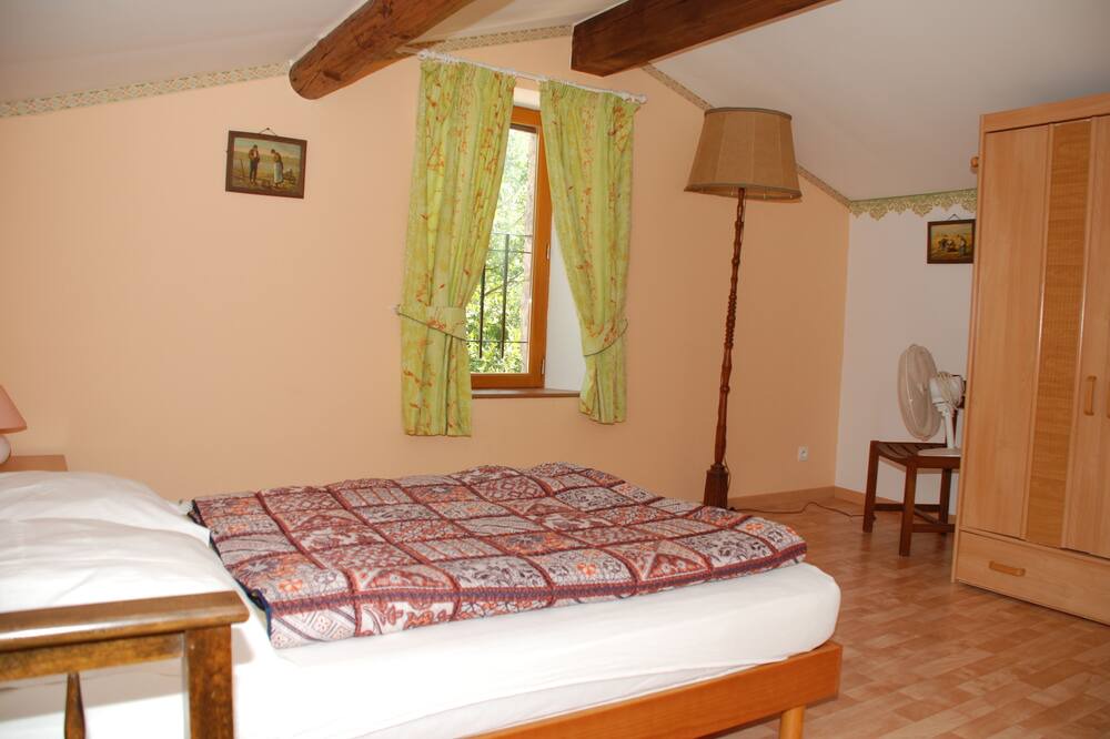 Photo of Bedroom in Casteljau