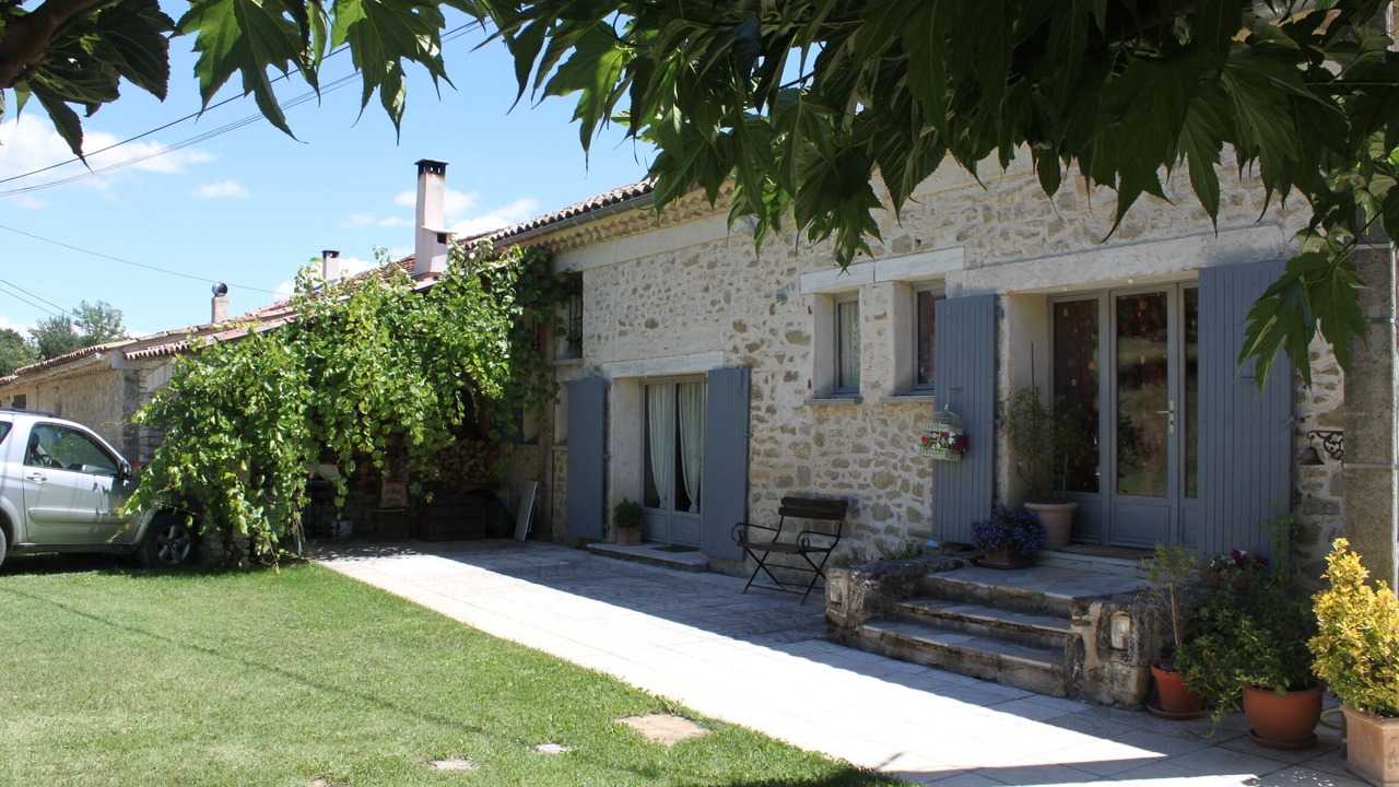 Photo of Outdoor in Pierrerue