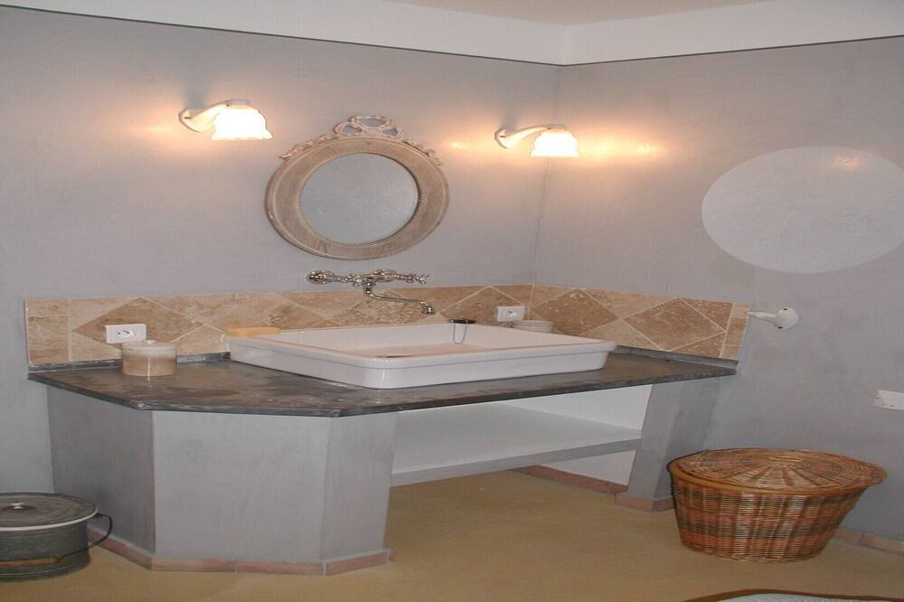 Photo of Bathroom in Bras-d'Asse