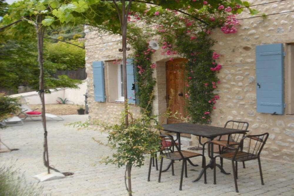 Photo of Patio Balcony in Bras-d'Asse