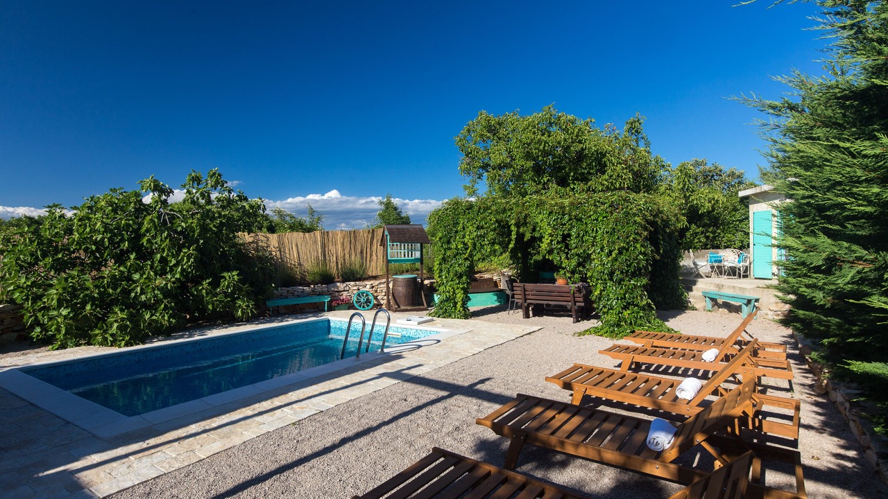 Photo of Outdoor in Rasopasno