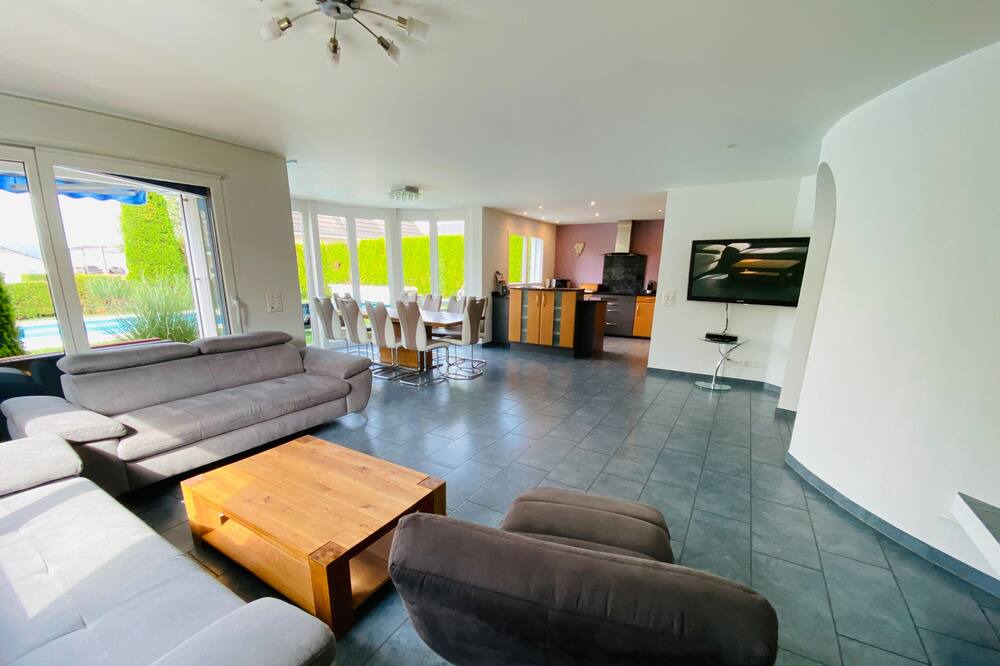 Photo of Livingroom in Dottikon