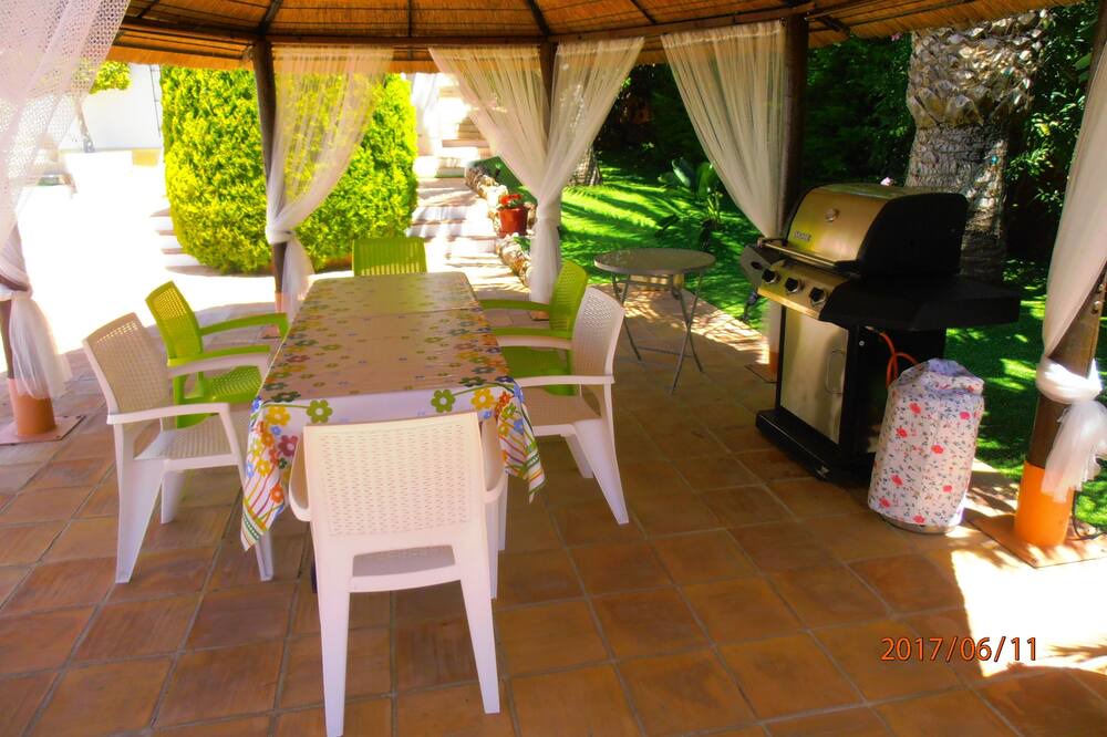 Photo of Patio Balcony in Moravit