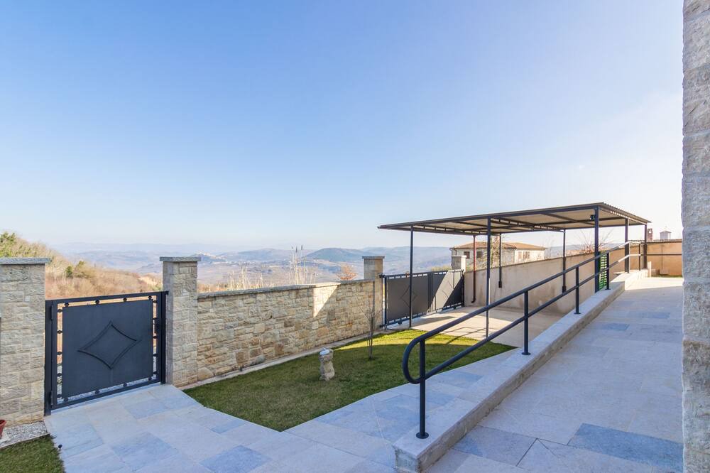 Photo of Patio Balcony in Vizinada