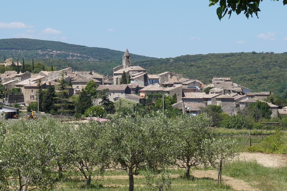 Photo of Others in Saint-Andre-de-Roquepertuis