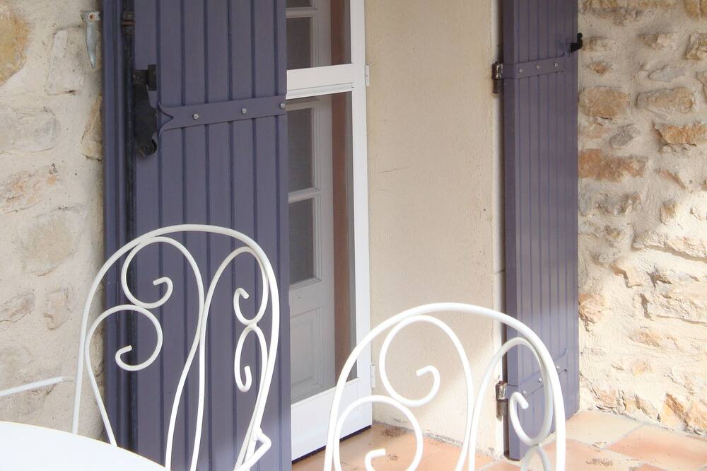 Photo of Patio Balcony in Saint-Andre-de-Roquepertuis