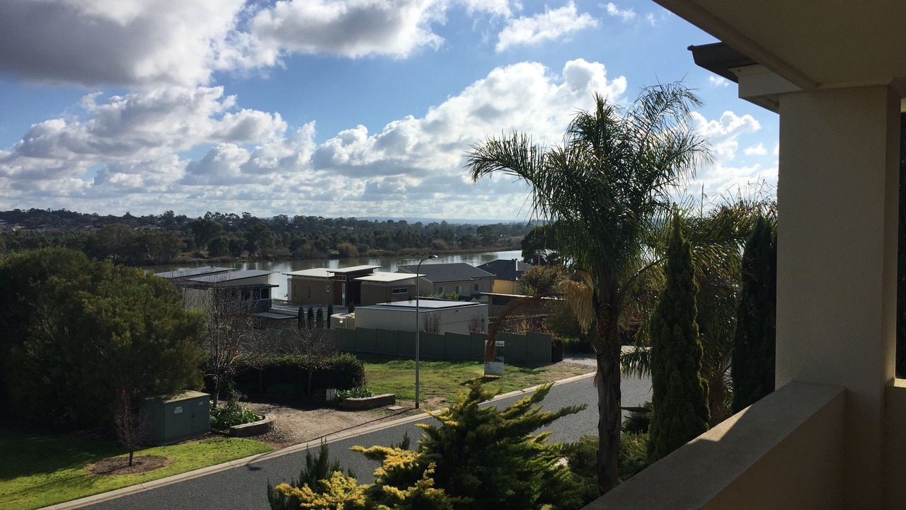 Photo of Others in Long Flat