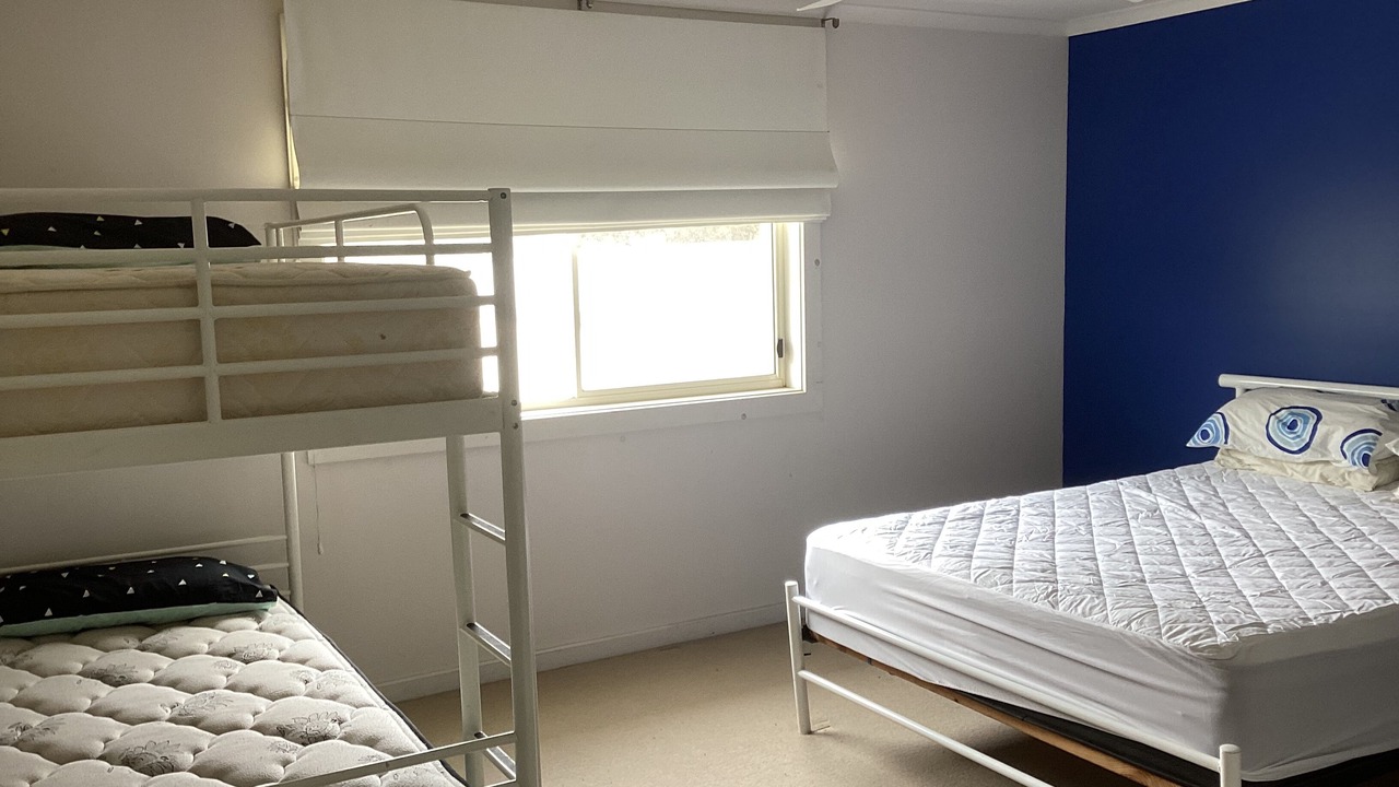 Photo of Others in Long Flat